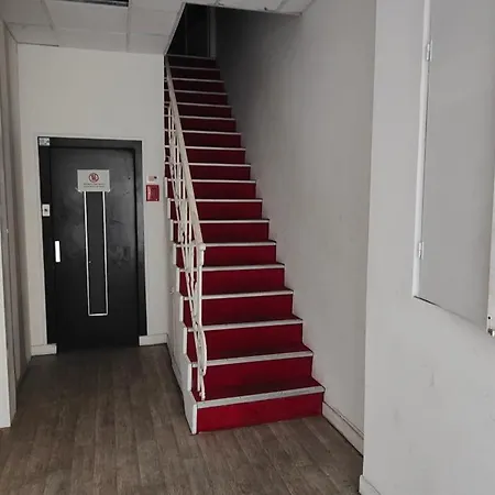 Le Sejour Cine-Proche Du Centre-Wifi-Parking Apartment Lourdes Exterior photo